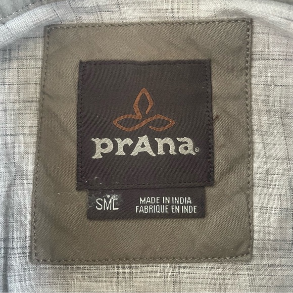 Prana Button Down Short/long Sleeve - Picture 4 of 5